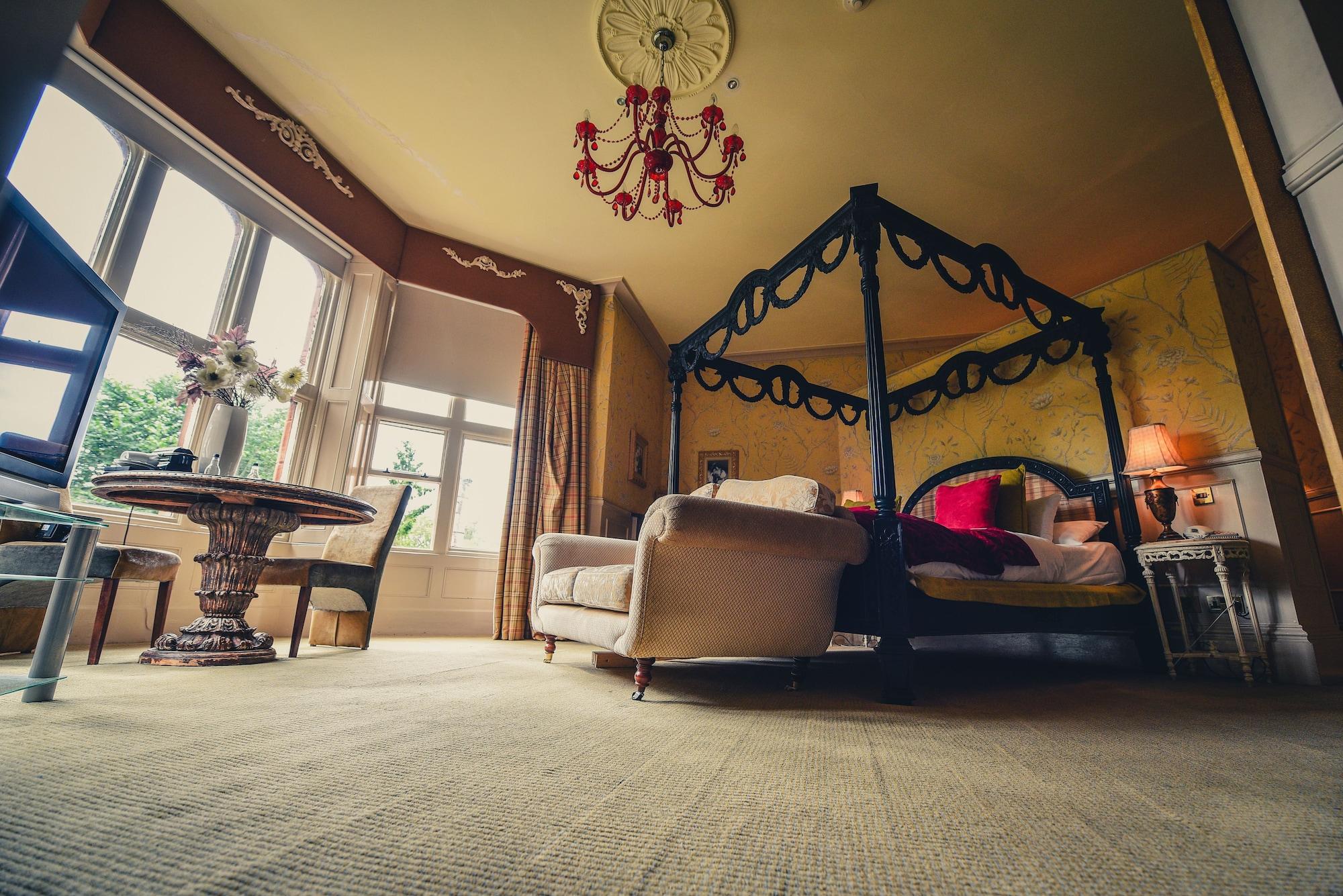 Ruthin Castle Hotel And Spa Екстериор снимка