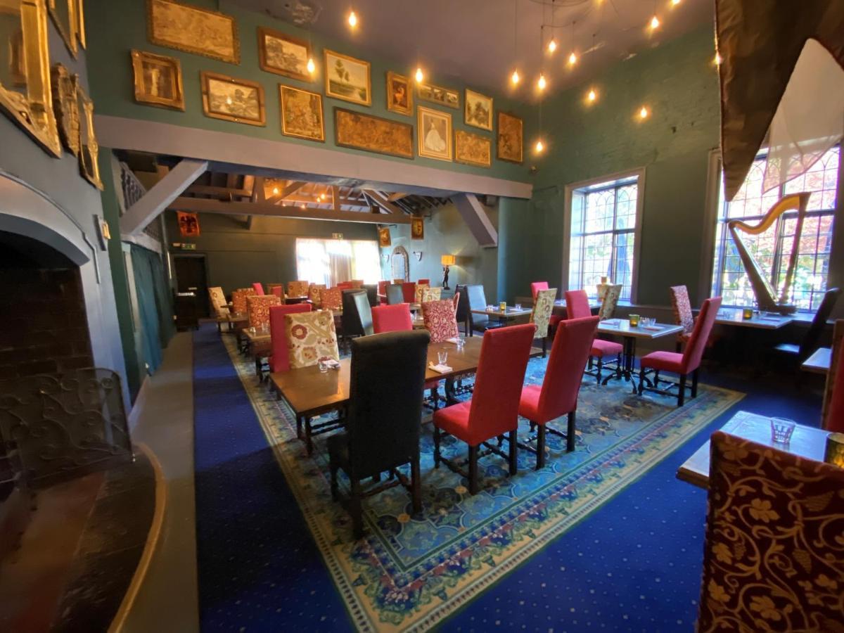 Ruthin Castle Hotel And Spa Екстериор снимка
