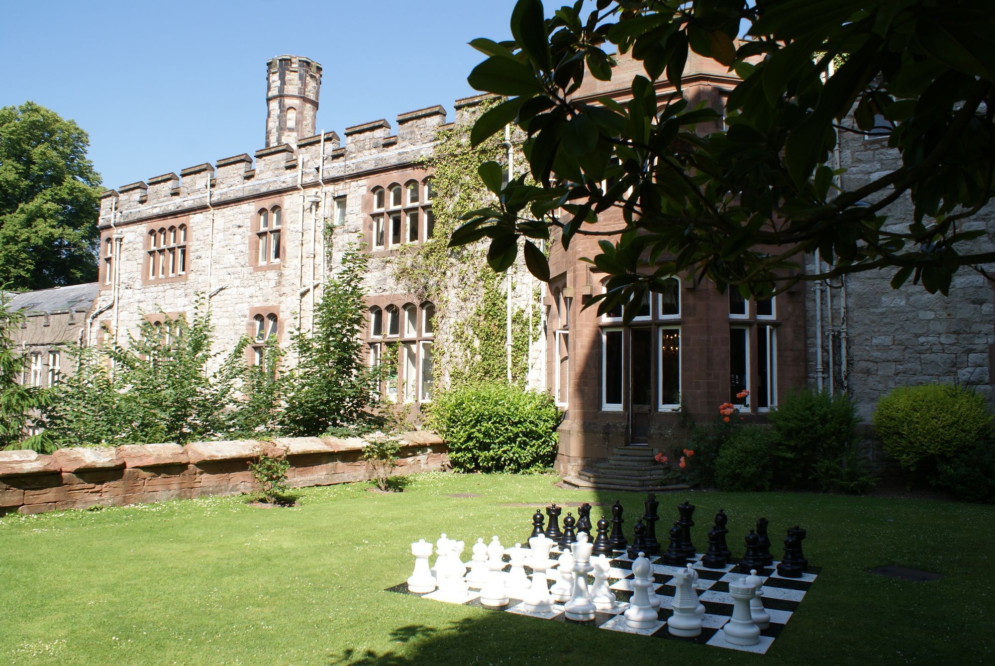 Ruthin Castle Hotel And Spa Екстериор снимка