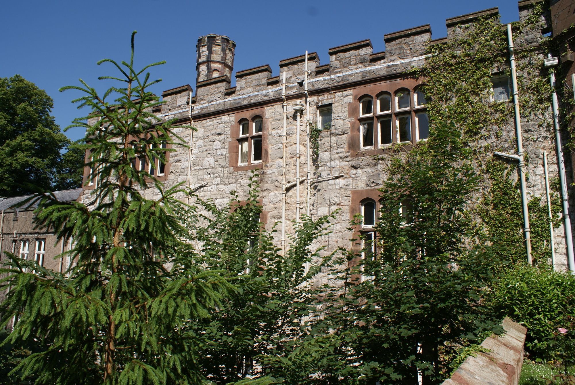 Ruthin Castle Hotel And Spa Екстериор снимка